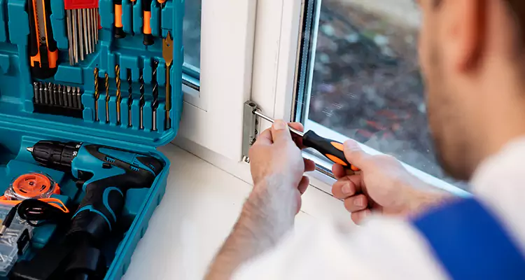 Mirrored Sliding Doors Replacement Expert in Country Walk, FL
